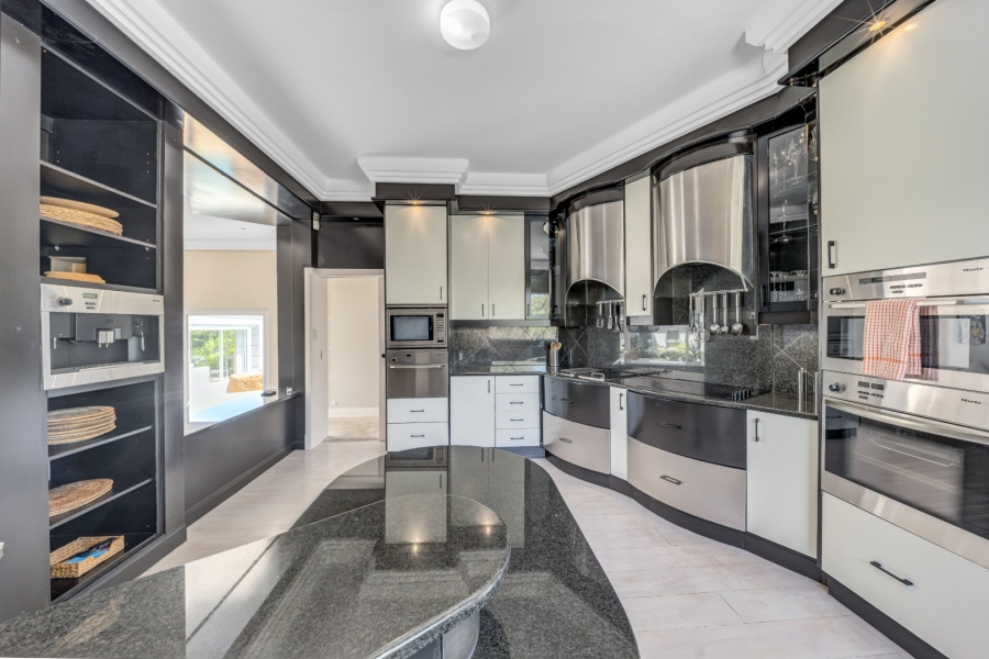 4 Bedroom Property for Sale in Pezula Golf Estate Western Cape